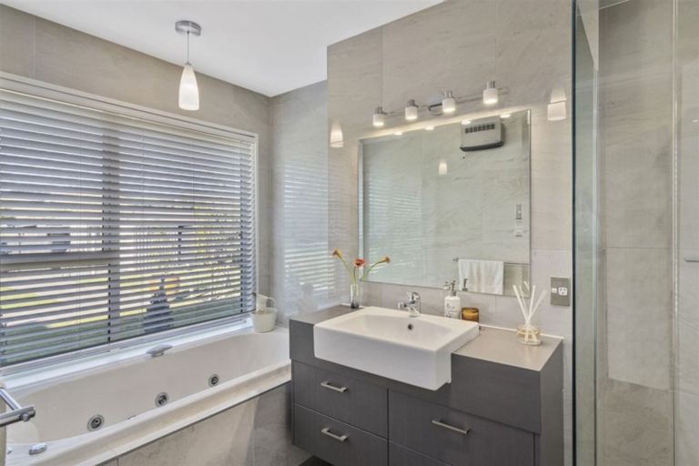 Photo of property in 55 Kennedys Bush Road, Halswell, Christchurch, 8025