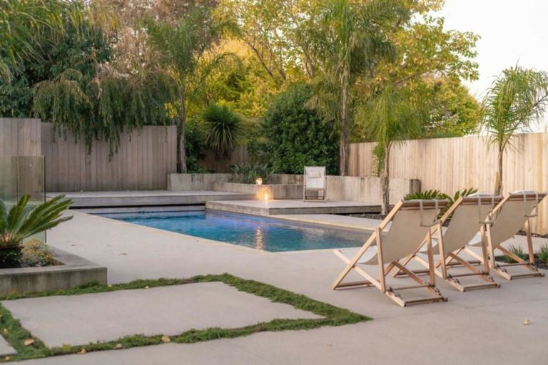 Photo of property in 190 Thornton Road, Cambridge, 3434