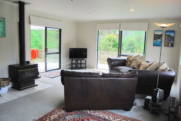Photo of property in 1150 Oneriri Road, Kaiwaka, 0573