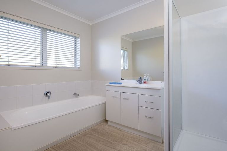 Photo of property in 16/19 Glencarron Place, Bethlehem, Tauranga, 3110