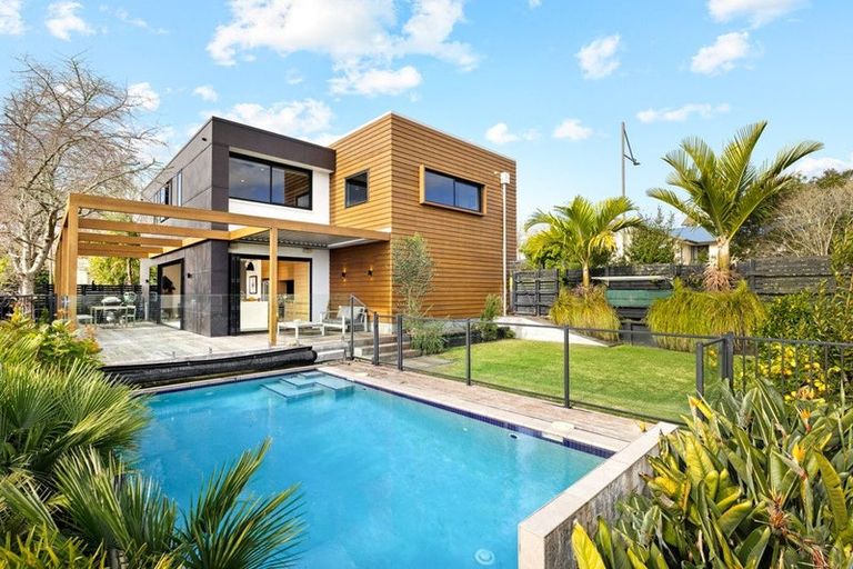 Photo of property in 5 Anselmi Ridge Road, Pukekohe, 2120