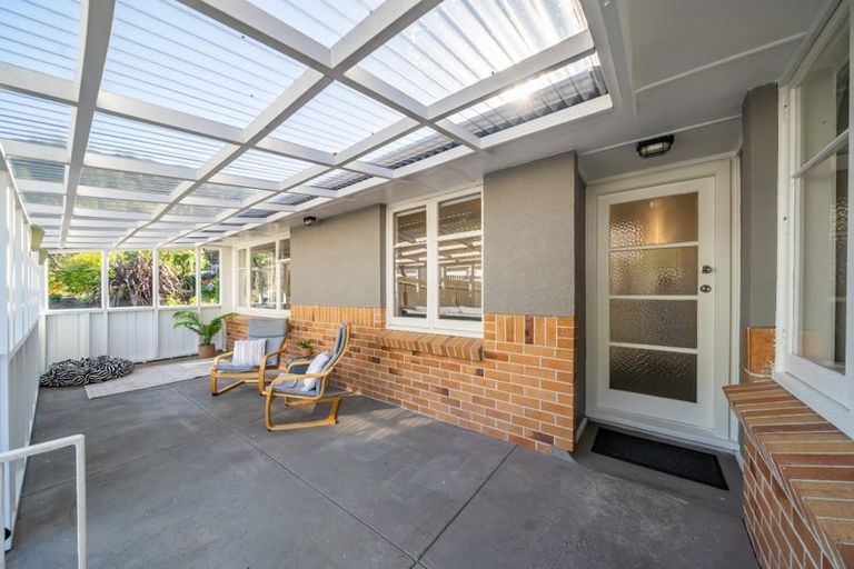 Photo of property in 10 Gillespies Road, Birchville, Upper Hutt, 5018