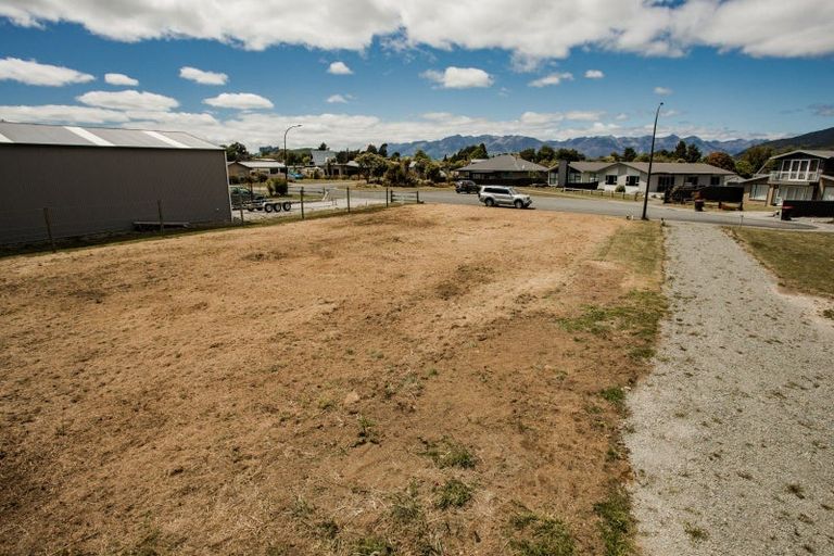 Photo of property in 28 Motu-au Close, Manapouri, 9679