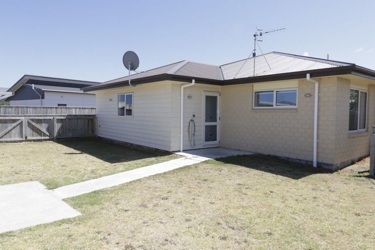 Photo of property in 8 Oxnam Place, Foxton Beach, Foxton, 4815