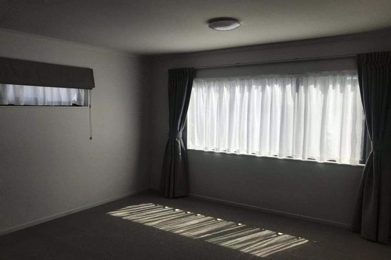 Photo of property in 28 Ti Kouka Lane, Sandringham, Auckland, 1025