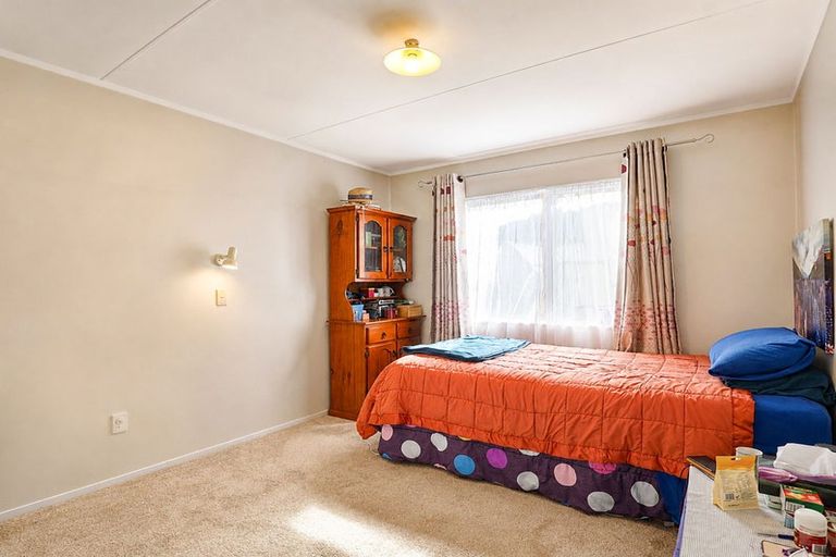 Photo of property in 94a Kawaha Point Road, Kawaha Point, Rotorua, 3010