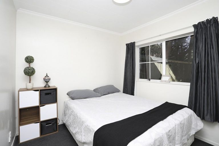 Photo of property in 3 Watt Road, Otatara, Invercargill, 9879