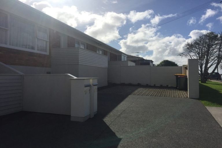 Photo of property in 2/41 Nile Road, Milford, Auckland, 0620