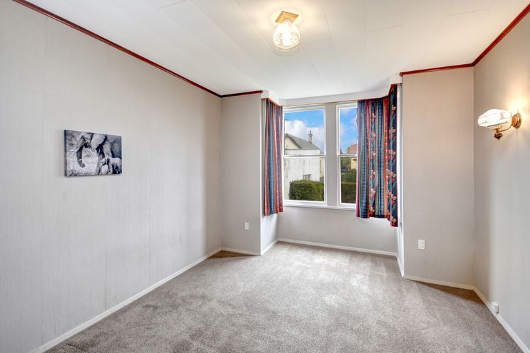 Photo of property in 37 Oxford Street, South Dunedin, Dunedin, 9012
