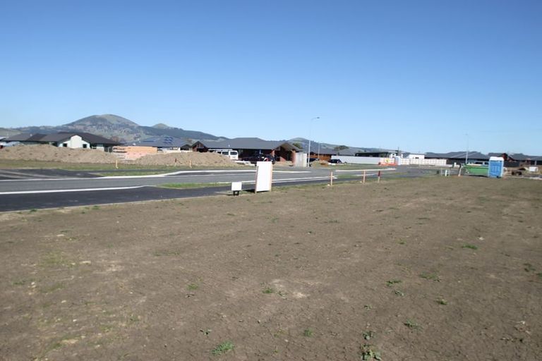 Photo of property in 28 Didham Drive, Mosgiel, 9024