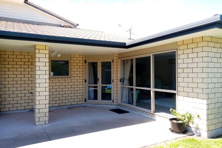 Photo of property in 58/64 Kawaha Point Road, Kawaha Point, Rotorua, 3010