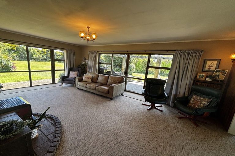 Photo of property in 653 Carrington Road, Hurworth, New Plymouth, 4371