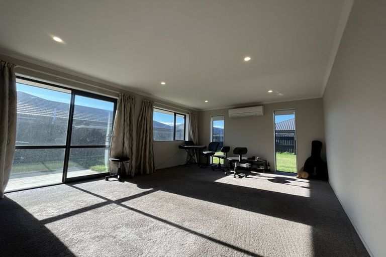 Photo of property in 16 Echelon Drive, Wigram, Christchurch, 8042