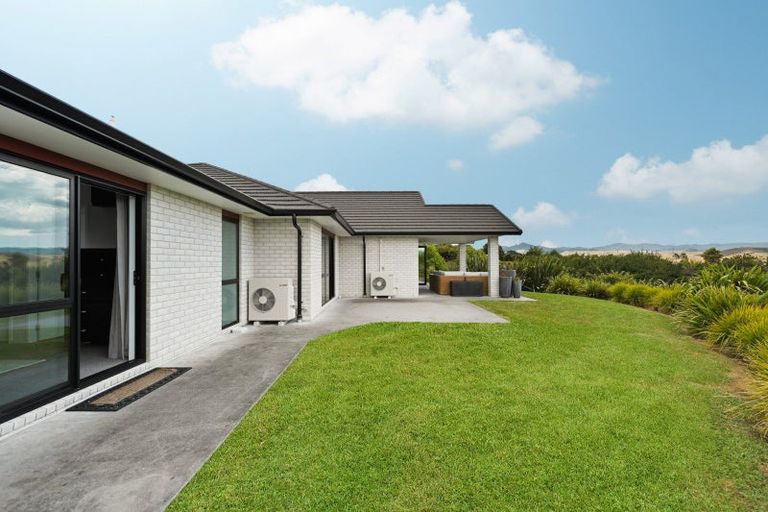 Photo of property in 74 Highbrook Way, Whatawhata, Hamilton, 3289