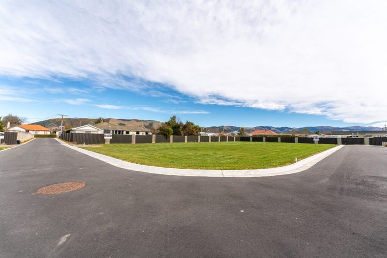 Photo of property in 1 Jacks Place, Waimate, 7924
