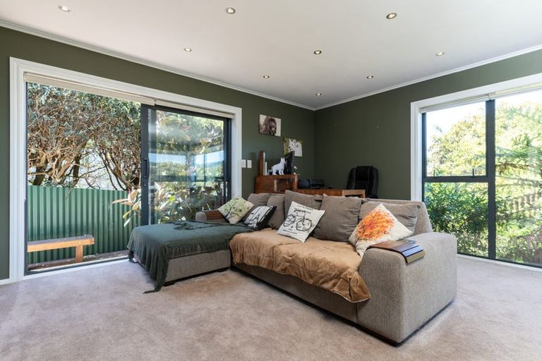 Photo of property in 40 Kapiti Crescent, Titahi Bay, Porirua, 5022