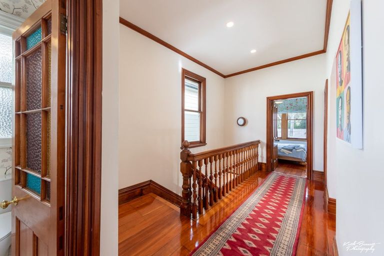 Photo of property in 37 Grant Road, Thorndon, Wellington, 6011