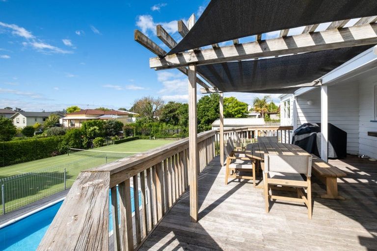 Photo of property in Rosewood, 39 Napier Terrace, Hospital Hill, Napier, 4110