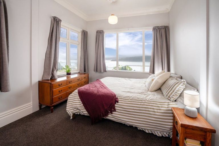 Photo of property in 63 Grafton Road, Roseneath, Wellington, 6011