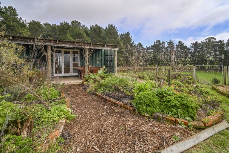 Photo of property in 97 Waikareao Road, Te Hauke, Hastings, 4178