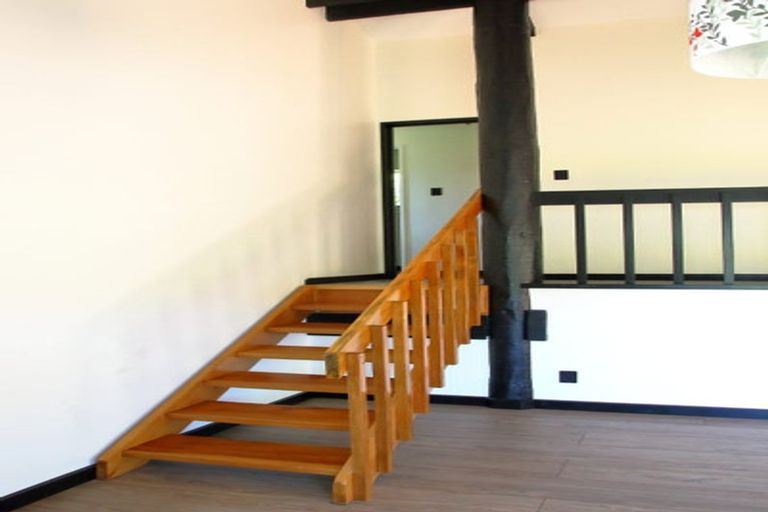 Photo of property in 35 Ticehurst Road, Lyttelton, 8082