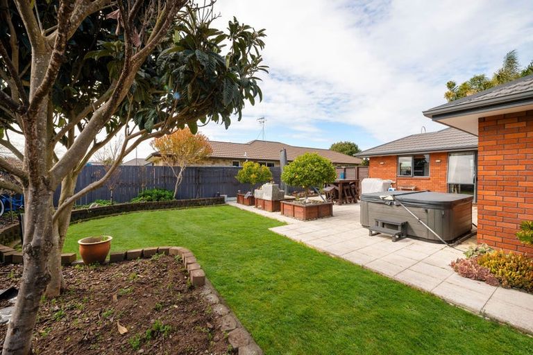 Photo of property in 3 Carisbrook Place, Rototuna North, Hamilton, 3210