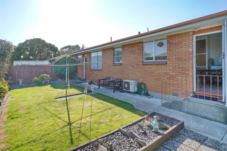 Photo of property in 2/4 Blakehall Place, Spreydon, Christchurch, 8024