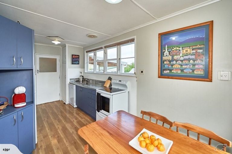 Photo of property in 33b Clyde Crescent, Roslyn, Palmerston North, 4414