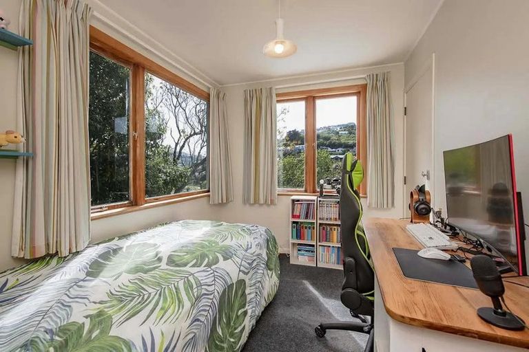 Photo of property in 38 Hathaway Avenue, Karori, Wellington, 6012