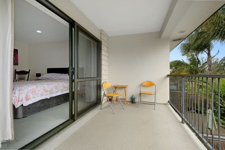 Photo of property in 92 Albany Highway, Greenhithe, Auckland, 0632