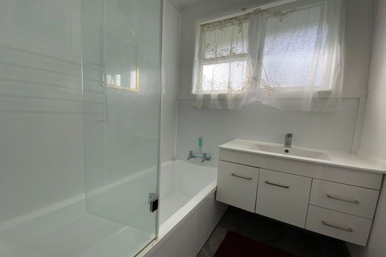 Photo of property in 3 Woodhill Close, Avenues, Whangarei, 0110