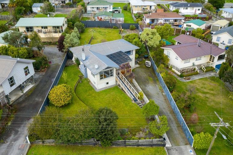 Photo of property in 85 Hampden Street, Picton, 7220