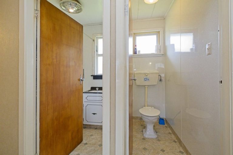 Photo of property in 270 High Street, Eltham, 4322