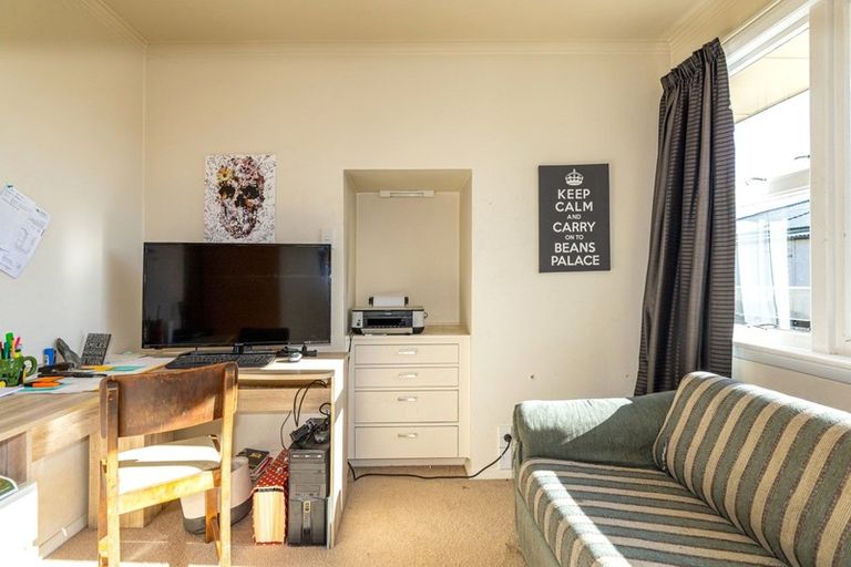 Photo of property in 5 Mckenzie Street, Geraldine, 7930