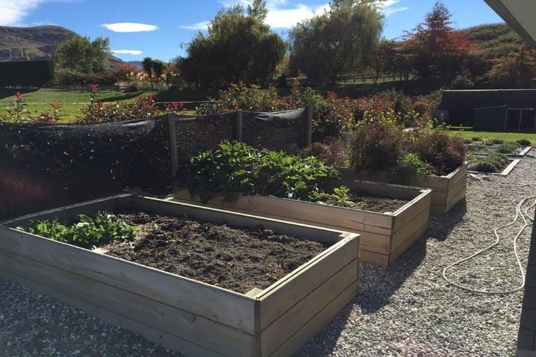 Photo of property in 5 Cotswold Court, Lower Shotover, Queenstown, 9304