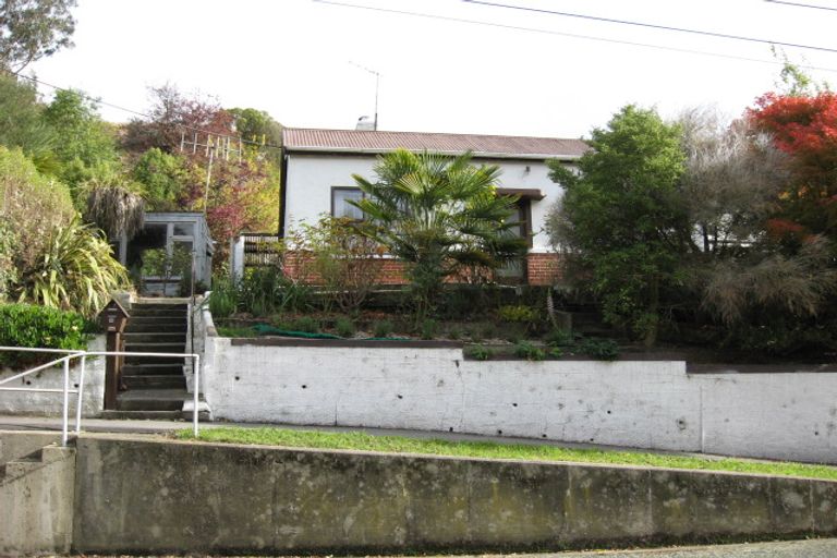 Photo of property in 16 Glen Street, Oamaru, 9400