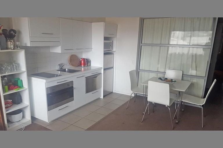 Photo of property in 155 Beach Road, Castor Bay, Auckland, 0620