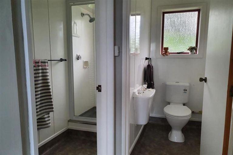 Photo of property in 12 Russell Drive, Oakura, 4314