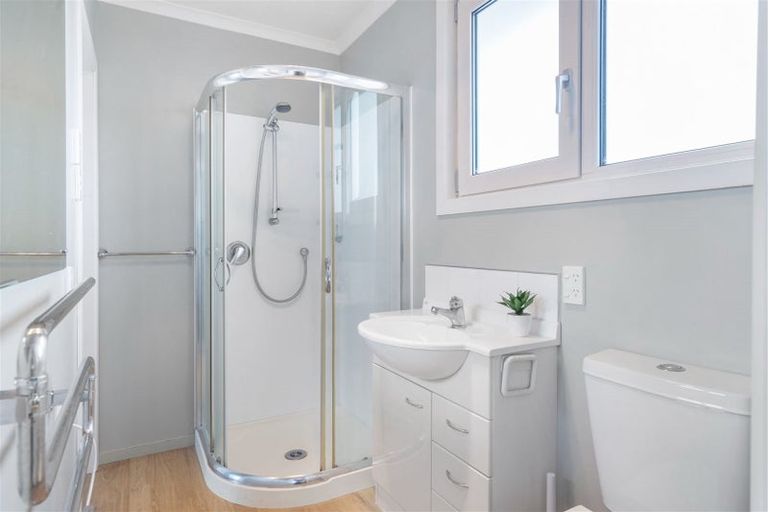 Photo of property in 5 Chedworth Avenue, Bishopdale, Christchurch, 8053