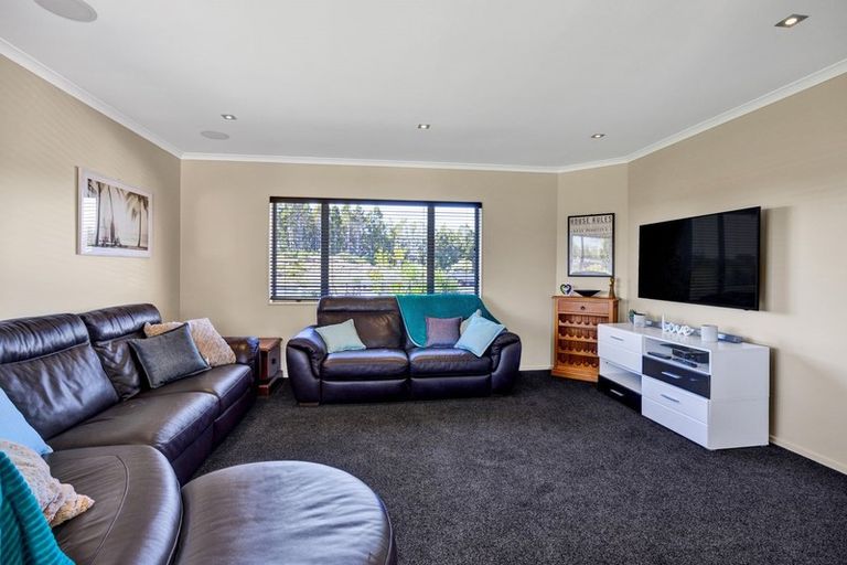 Photo of property in 69c Karamea Street, Whalers Gate, New Plymouth, 4310