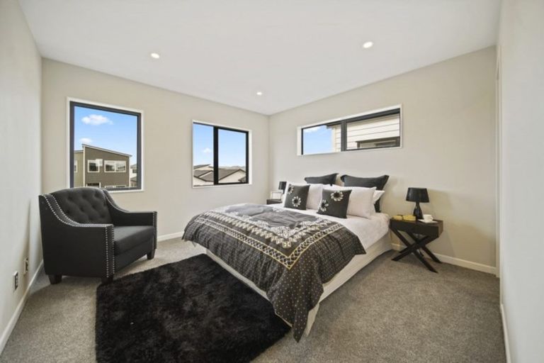 Photo of property in 28 Lusitano Drive, Karaka, Papakura, 2113