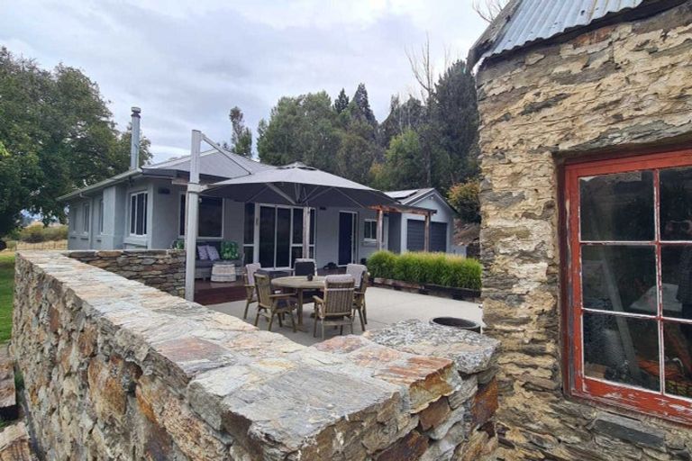 Photo of property in 2821 Luggate - Cromwell Road, Queensberry, Cromwell, 9383