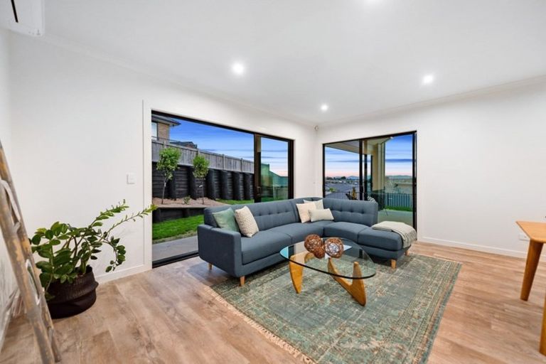 Photo of property in 8 Rose Berry Crescent, Flagstaff, Hamilton, 3210