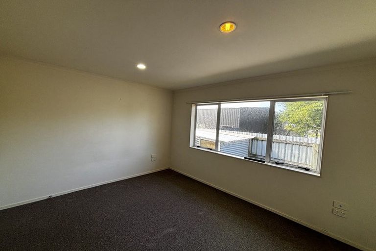 Photo of property in 3 Warwick Road, Stratford, 4332