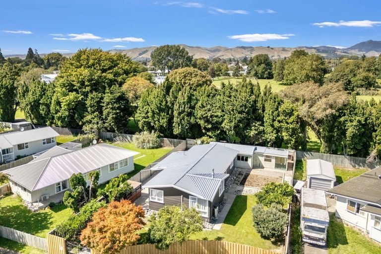 Photo of property in 14 Mcfarlane Place, Springlands, Blenheim, 7201