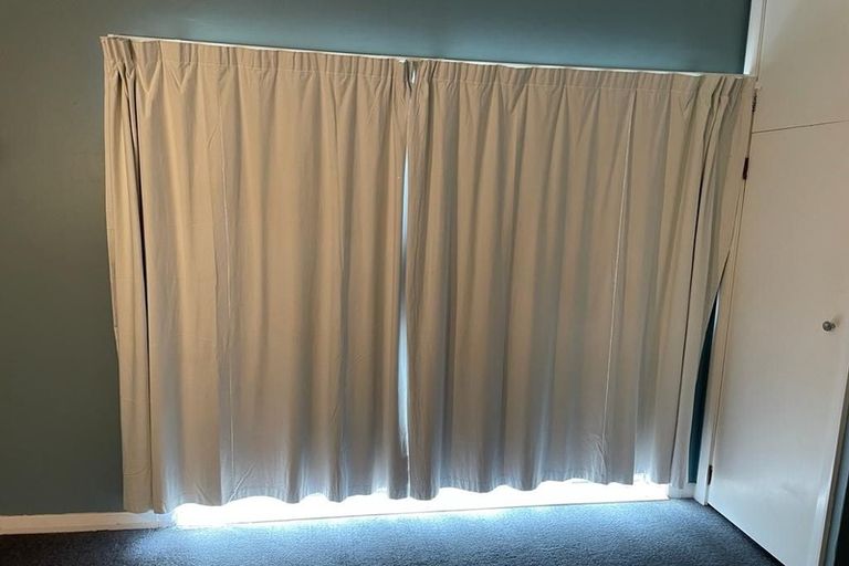 Photo of property in 45 Cambridge Terrace, Waiwhetu, Lower Hutt, 5010