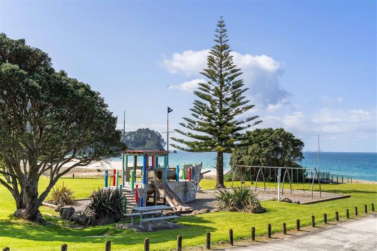 Photo of property in 121 Onemana Drive, Onemana, Whangamata, 3691