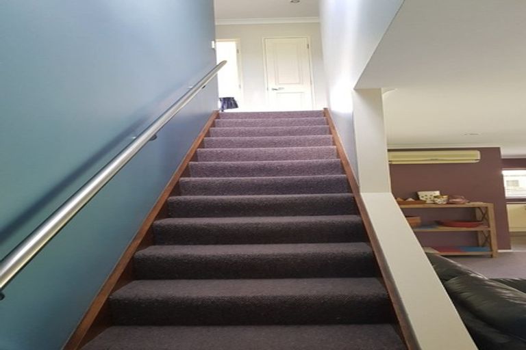 Photo of property in 60a Southsea Crescent, Silverdale, Hamilton, 3216