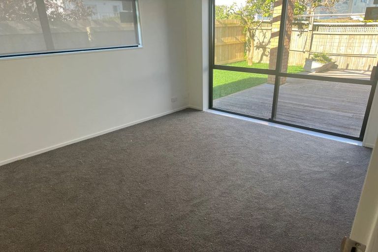 Photo of property in 4/26 Inverness Road, Browns Bay, Auckland, 0630