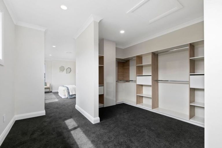 Photo of property in 13 Colliston Rise, Pinehill, Auckland, 0632